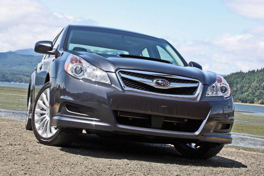  Subaru Legacy 2.5GT 2010 года  (фото 56 из 82)